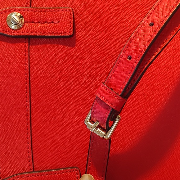 Henri Bendel Red Crossbody Satchel - Picture 13 of 15